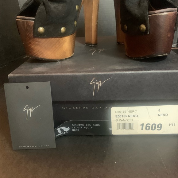 Giuseppe Zanotti suede and wood glamour clogs - Picture 7 of 8